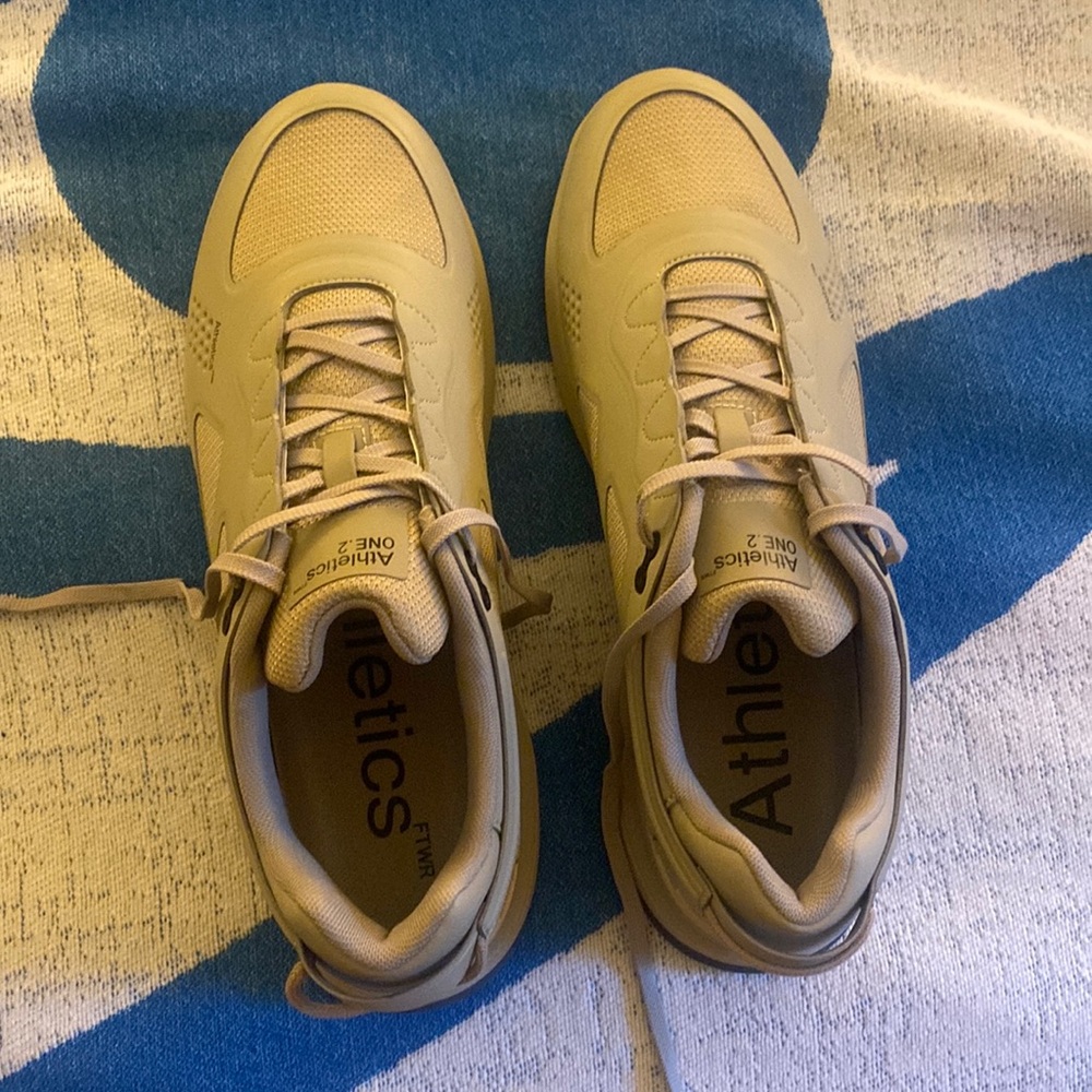 Athletics ftwr One.2 Taupe/Dark Grey